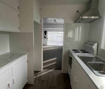 Flexible term 3 Bedroom near the beach - Photo 2