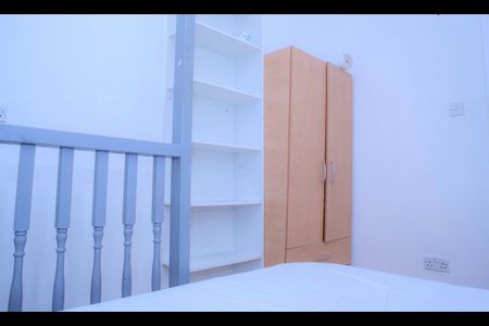 Room in a Shared Flat, Endymion Road, N4 - Photo 3