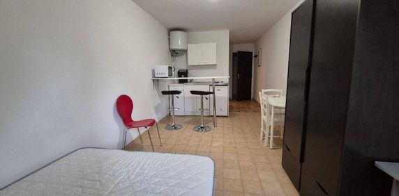 Appartement 1 pièce - 71850 Charnay-lès-Mâcon - Photo 2