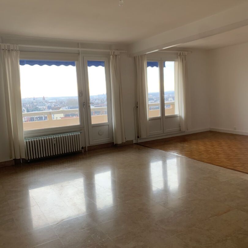 T3 avec une seule chambre 29 rempart st pierre - Photo 1