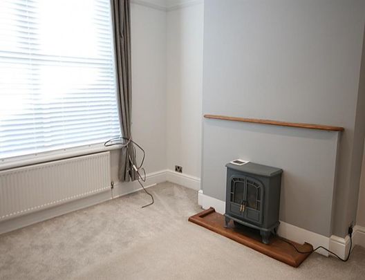 2 Bedroom Terraced To Let - Photo 1