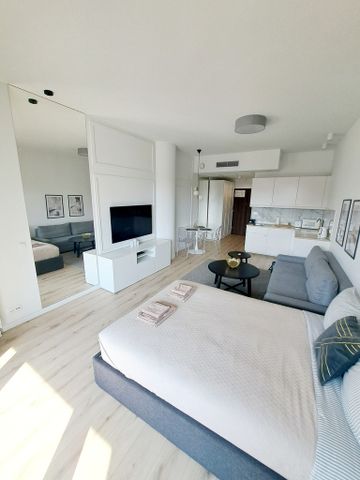 Apartament z balkonem w Hanza Tower - Фото 2