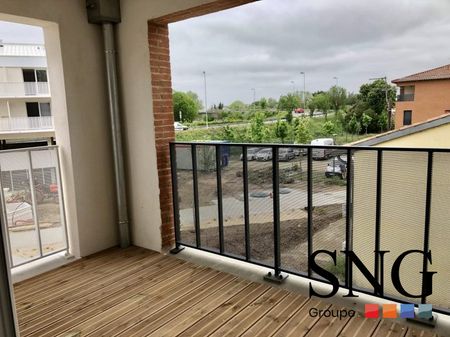 T3 AVEC LOGGIA+PARING - Photo 5