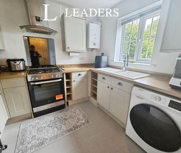 2 bedroom end of terrace house to rent - Photo 4