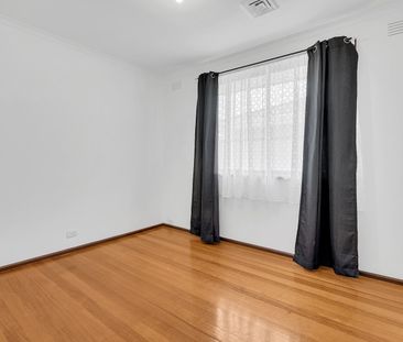 225 Dalton Road, Lalor VIC 3075 - Photo 2