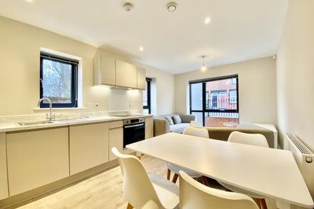 2 bedroom apartment to rent - Photo 2