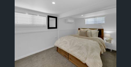 A Magnificent Family home so close to the beach - Photo 4