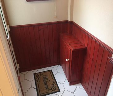 2 bedroom semi-detached house to rent - Photo 2