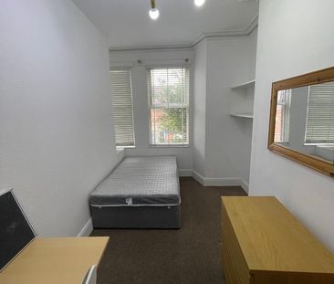 Room in a Shared House, Barras Lane, CV1 - Photo 2
