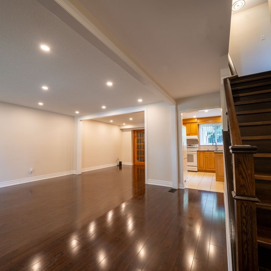 For Lease - 22 Silver Aspen Drive, Markham, Ontario - Photo 1