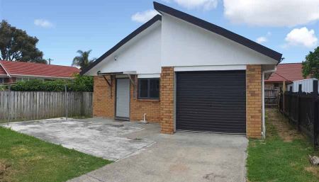 Charming 2-Bedroom Home in Mangere East, Manukau – $530/Week - Photo 3