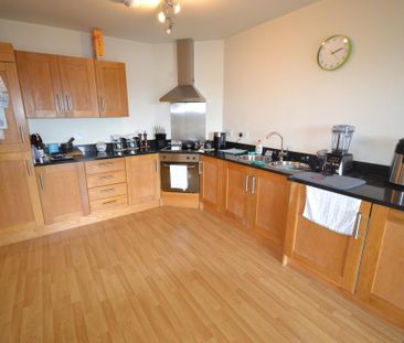 2 bedroom apartment to rent - Photo 2