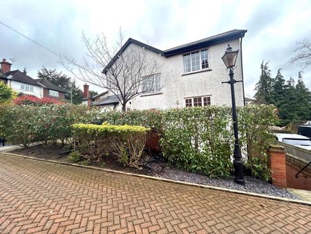 3 bedroom detached house to rent - Photo 2