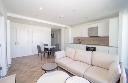 1 Bed Flat, Gillender St, E3 - Photo 3