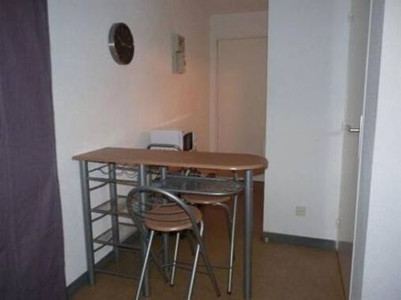 Studio Meublé - Photo 2