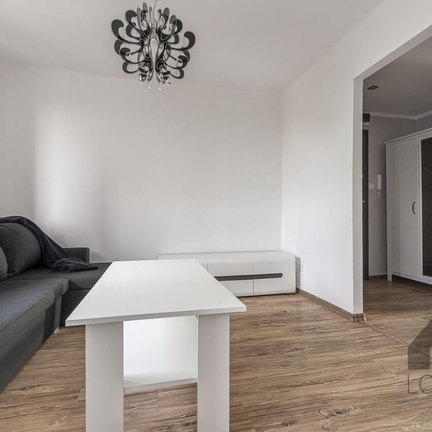 Piękne, dwupokojowe mieszkanie na Podwalu w Jaworznie do wynajęcia | Spacer 3D - Zdjęcie 1