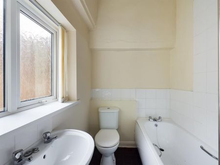 1 bedroom ground floor flat to rent - Photo 5