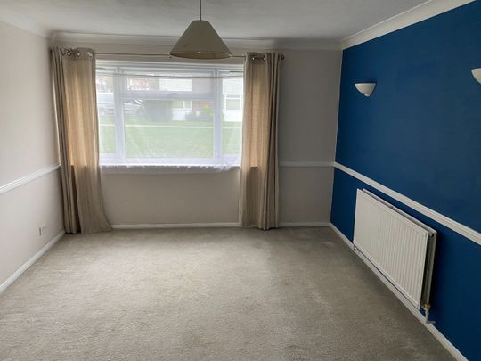 2 Bed Maisonette, Chester Street, RG30 - Photo 1