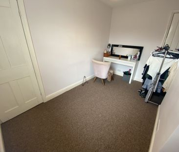 Park Road, ILKESTON - Photo 6