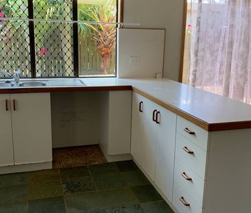 ENJOY THE EASY LIFESTYLE - Photo 4