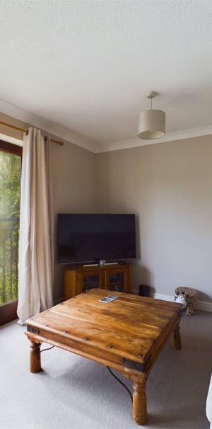 Lindores Road, Maidenhead Lindores Road, Maidenhead - Photo 1