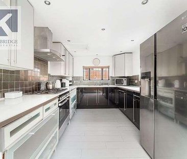 Tudor Avenue, Worcester, KT4 - Photo 1