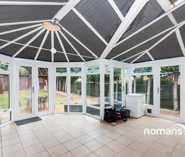 3 bedroom semi-detached house to rent - Photo 2