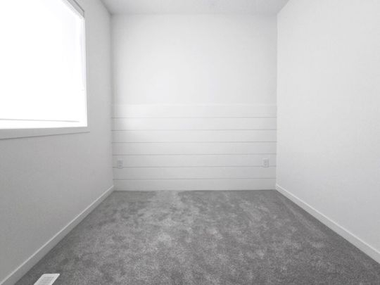 Edmonton Unfurnished duplex Rental in Alberta Avenue - 11642 90 Street- Main 2 - Photo 1