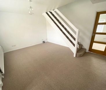 2 bedroom house to rent - Photo 2