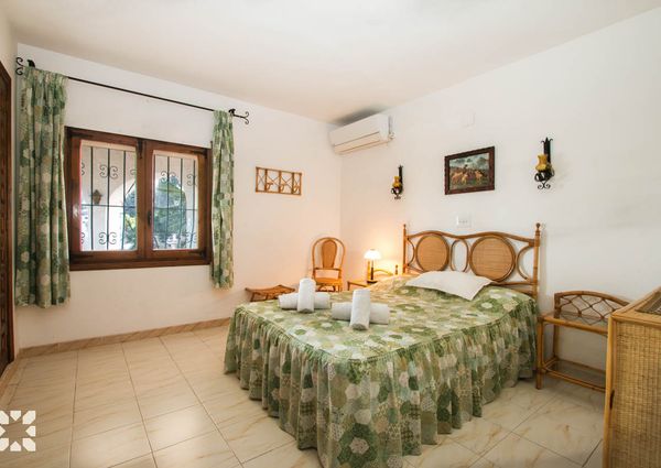 Rent villa ALICE