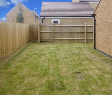 Eydon Drive, Corby - Photo 1