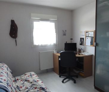 Location Appartement 4 pièces 84m² LE CREUSOT 71200 - Photo 5