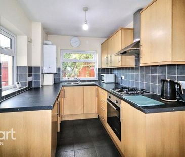 3 bedroom terraced house to rent - Photo 6