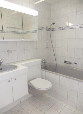 3 Zimmer, 68 m², 1. Stock - Foto 2