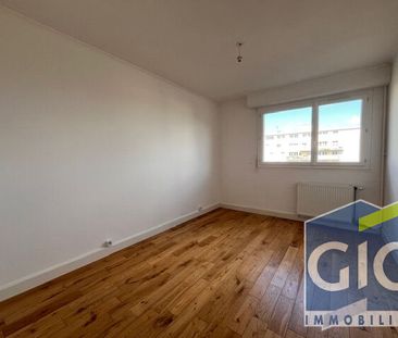 Location Appartement 3 pièces 64m² - Photo 4