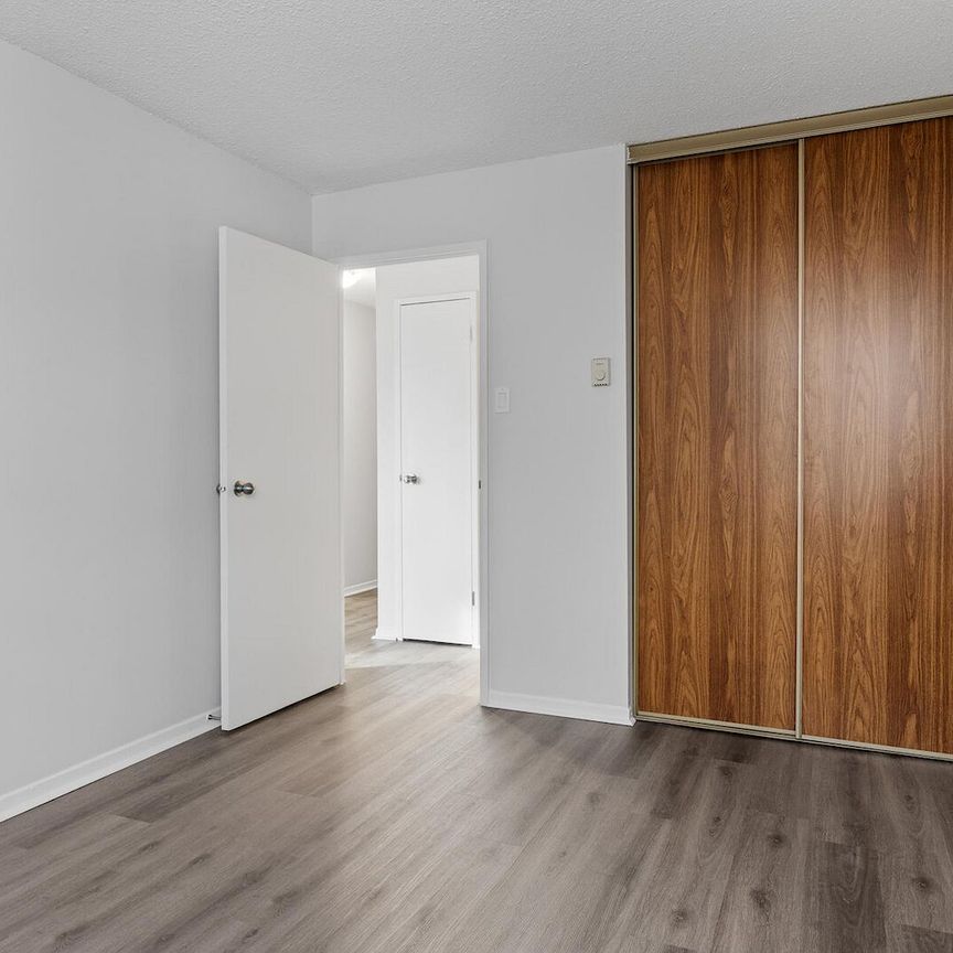 1591 Lycée Place, Faircrest, Ottawa, ON - Photo 1