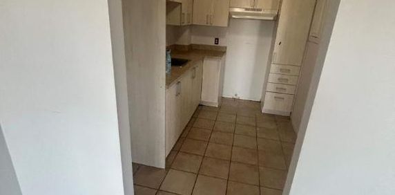 Studio - Côte Saint-Luc - $1,345 /mo - Photo 2