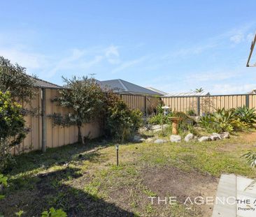 Spacious Family Home with Theatre, Study & Alfresco Living - Photo 5