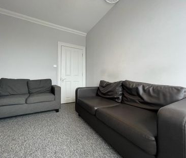 4 bedroom semi-detached house to rent - Photo 1