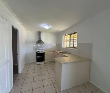 Comfortable, Convenient & Ideal for Long-Term Living - $660 per week - Photo 3