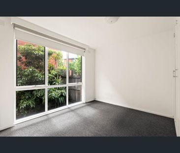 1/7 Southey Street, Elwood, Vic 3184 - Photo 6