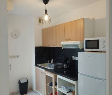 Location Appartement 40m² HENIN BEAUMONT 62110 - Photo 1