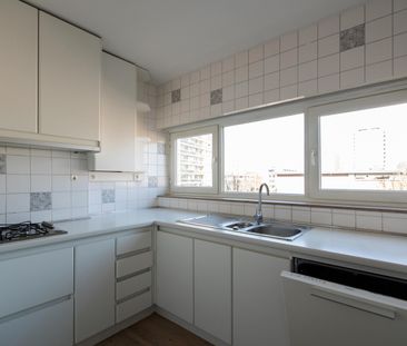 Zeer lichtrijk 1 SLK appartement met garage en berging - Photo 5