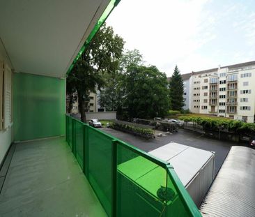 City life in Altbauwohnung - Foto 5