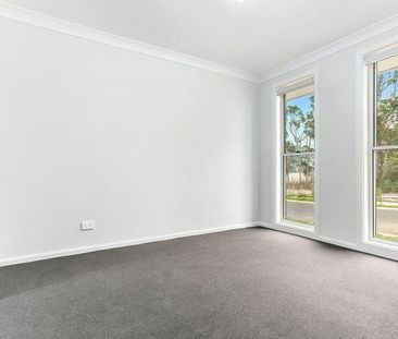 contemporary Family Living in a Prime Location - Photo 2