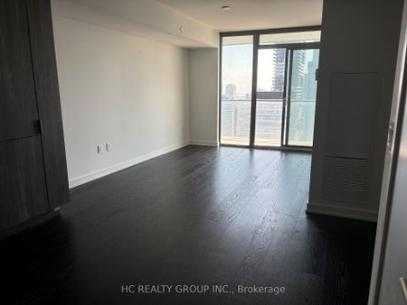 For Lease - 11 Wellesley Street Unit# 4204, Toronto, Ontario - Photo 4