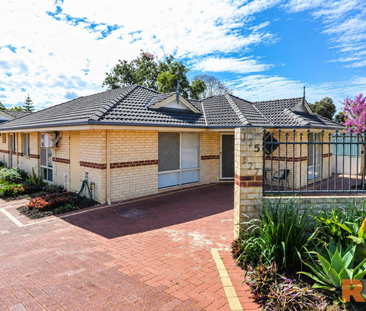 3x2 Easy-Care Living with Covered Alfresco - Photo 5