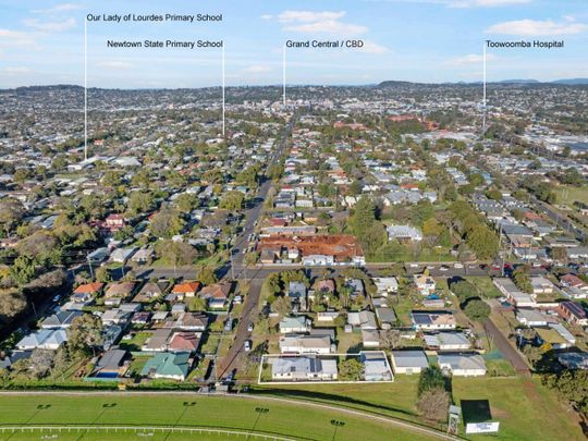 Charming 1950s Home with Character & Convenience - Photo 1