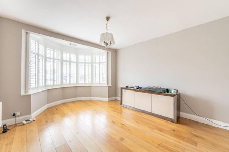 5 bedroom semi-detached house to rent - Photo 2