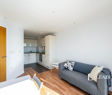 1 bedroom apartment to rent The Crescent, Gunwharf Quays, Portsmout... - Photo 1